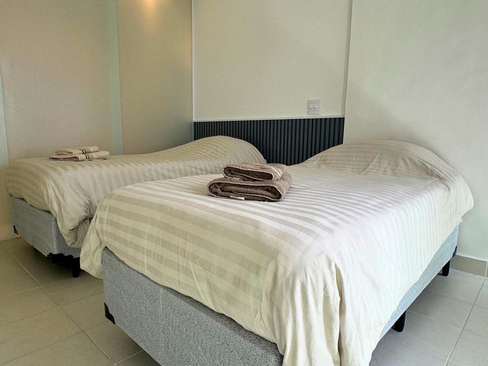 גוארויה Apartamento Vista Para O Mar E Pe Na Areia מראה חיצוני תמונה